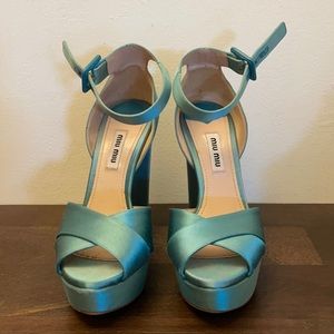 mismatch miu miu platform heels